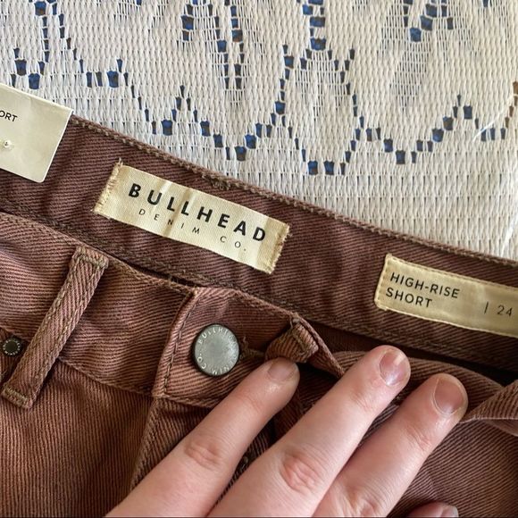 Bullhead Denim Co. • Dusty Rose Exposed Button High Rise Cutoff Shorts - Picture 6 of 13